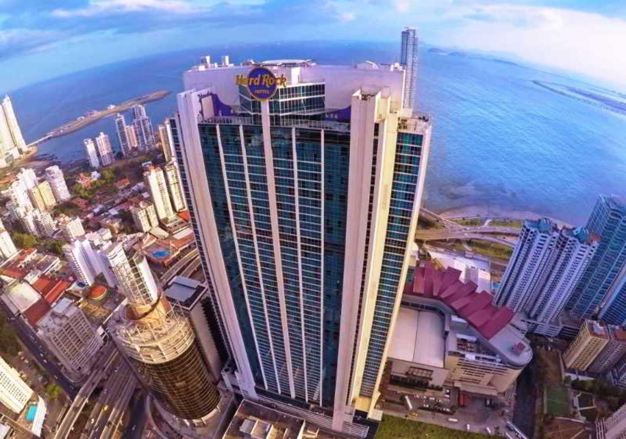 Megapolis Hotel Panama Exterior foto Hard Rock Hotel and Casino Punta Cana